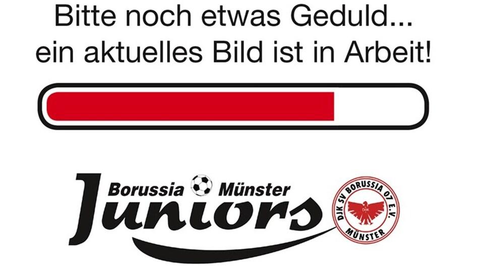 Ladebalken mit der Aufschrift „Bitte noch etwas Geduld... ein aktuelles Bild ist in Arbeit!“ und Logo von Borussia Münster Juniors.
